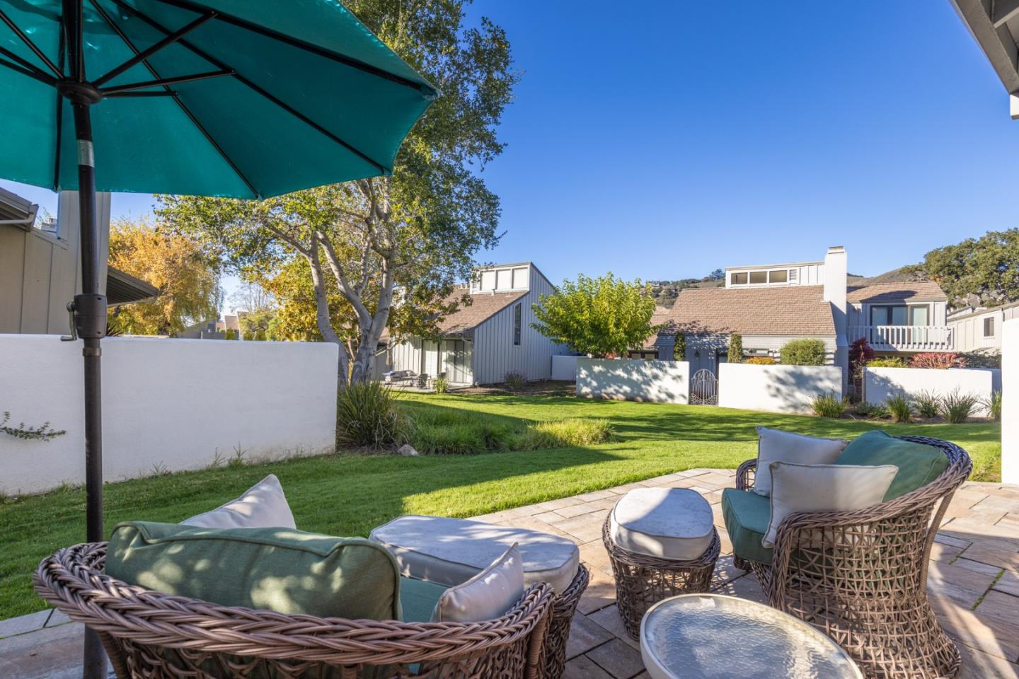 Detail Gallery Image 10 of 23 For 28095 Barn Way, Carmel,  CA 93923 - 3 Beds | 3/1 Baths