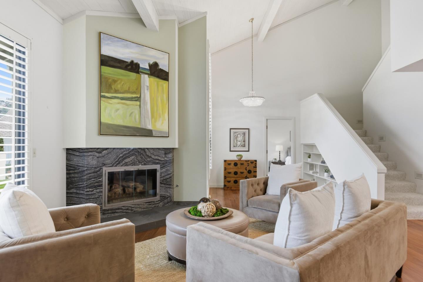 Detail Gallery Image 12 of 23 For 28095 Barn Way, Carmel,  CA 93923 - 3 Beds | 3/1 Baths