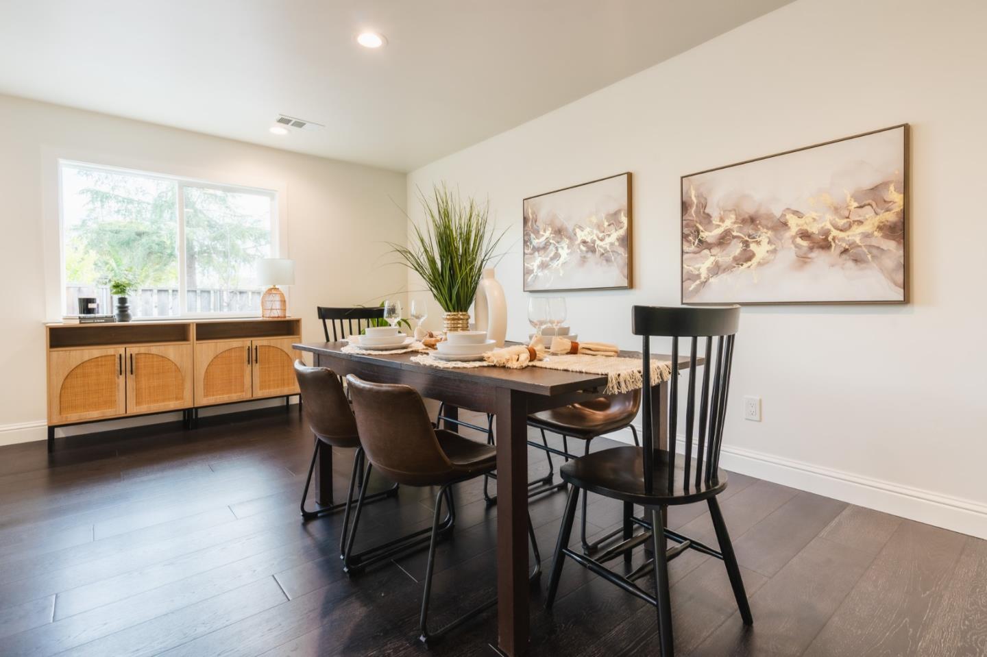 Detail Gallery Image 9 of 23 For 3797 Oregon Way, Livermore,  CA 94550 - 3 Beds | 2 Baths