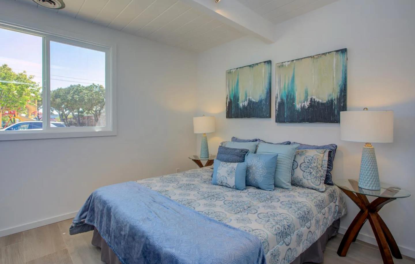 Detail Gallery Image 10 of 11 For 697 Edna Way, San Mateo,  CA 94402 - 4 Beds | 2 Baths