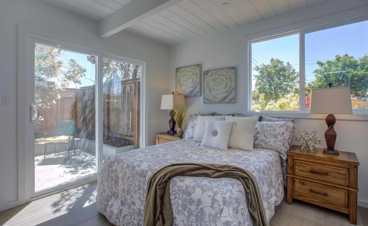 Detail Gallery Image 8 of 11 For 697 Edna Way, San Mateo,  CA 94402 - 4 Beds | 2 Baths