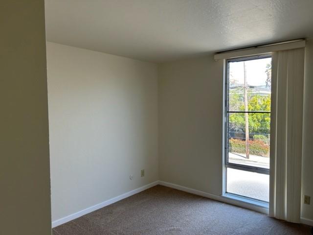 Detail Gallery Image 6 of 7 For 425 Washington St #9,  Santa Cruz,  CA 95060 - 1 Beds | 1 Baths