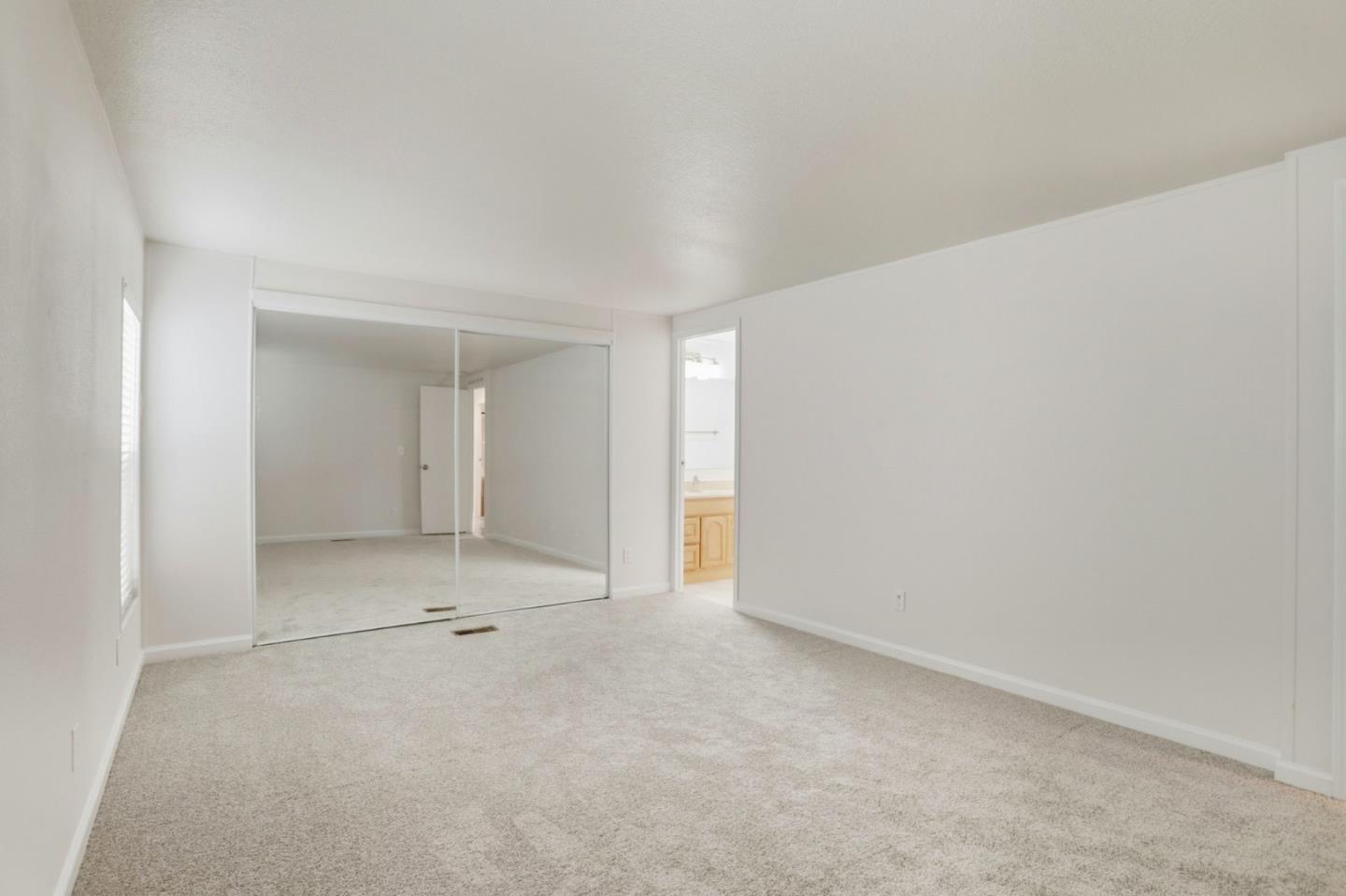 Detail Gallery Image 21 of 35 For 600 Weddell Dr #135,  Sunnyvale,  CA 94089 - 3 Beds | 2 Baths