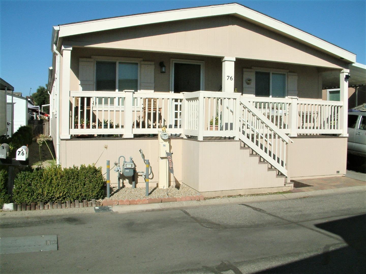 Detail Gallery Image 8 of 14 For 575 San Pedro Ave #76,  Morgan Hill,  CA 95037 - 3 Beds | 2 Baths