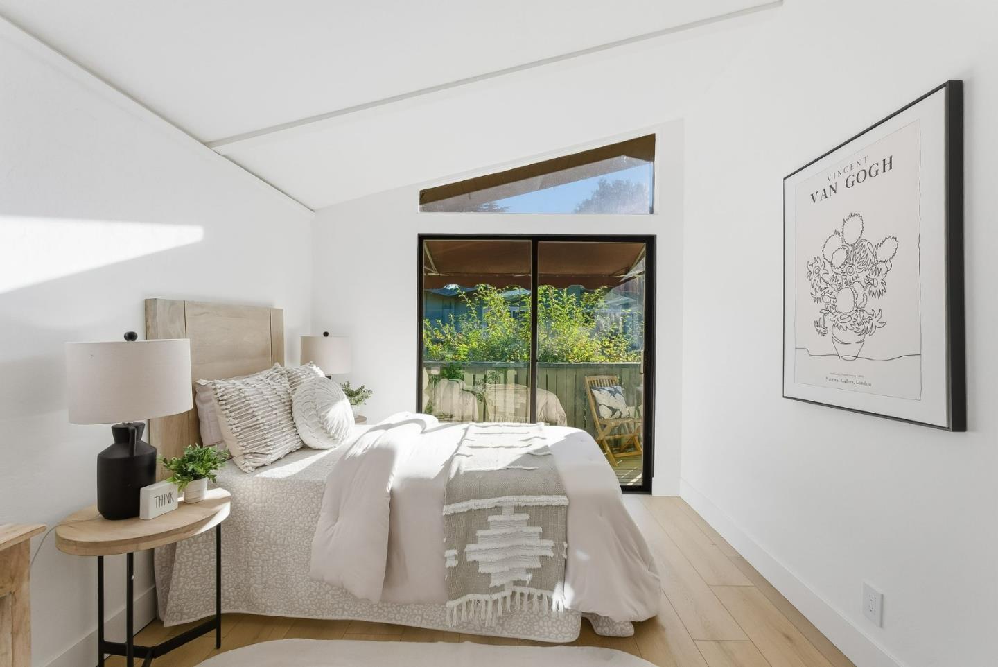 Detail Gallery Image 13 of 29 For 278 Monroe Dr #8,  Mountain View,  CA 94040 - 2 Beds | 1 Baths