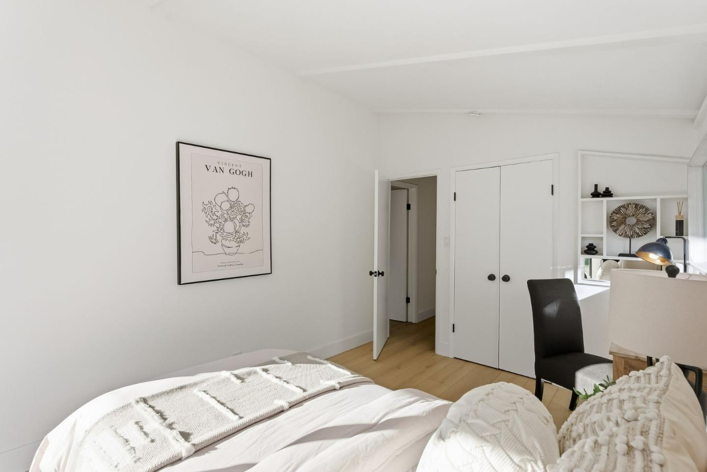 Detail Gallery Image 14 of 29 For 278 Monroe Dr #8,  Mountain View,  CA 94040 - 2 Beds | 1 Baths