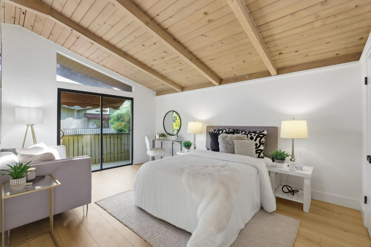 Detail Gallery Image 15 of 29 For 278 Monroe Dr #8,  Mountain View,  CA 94040 - 2 Beds | 1 Baths