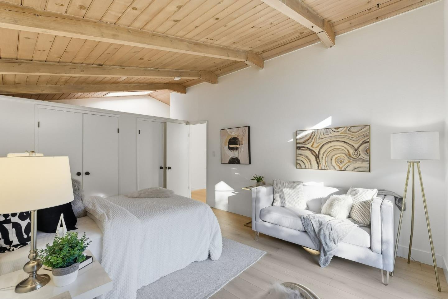 Detail Gallery Image 16 of 29 For 278 Monroe Dr #8,  Mountain View,  CA 94040 - 2 Beds | 1 Baths