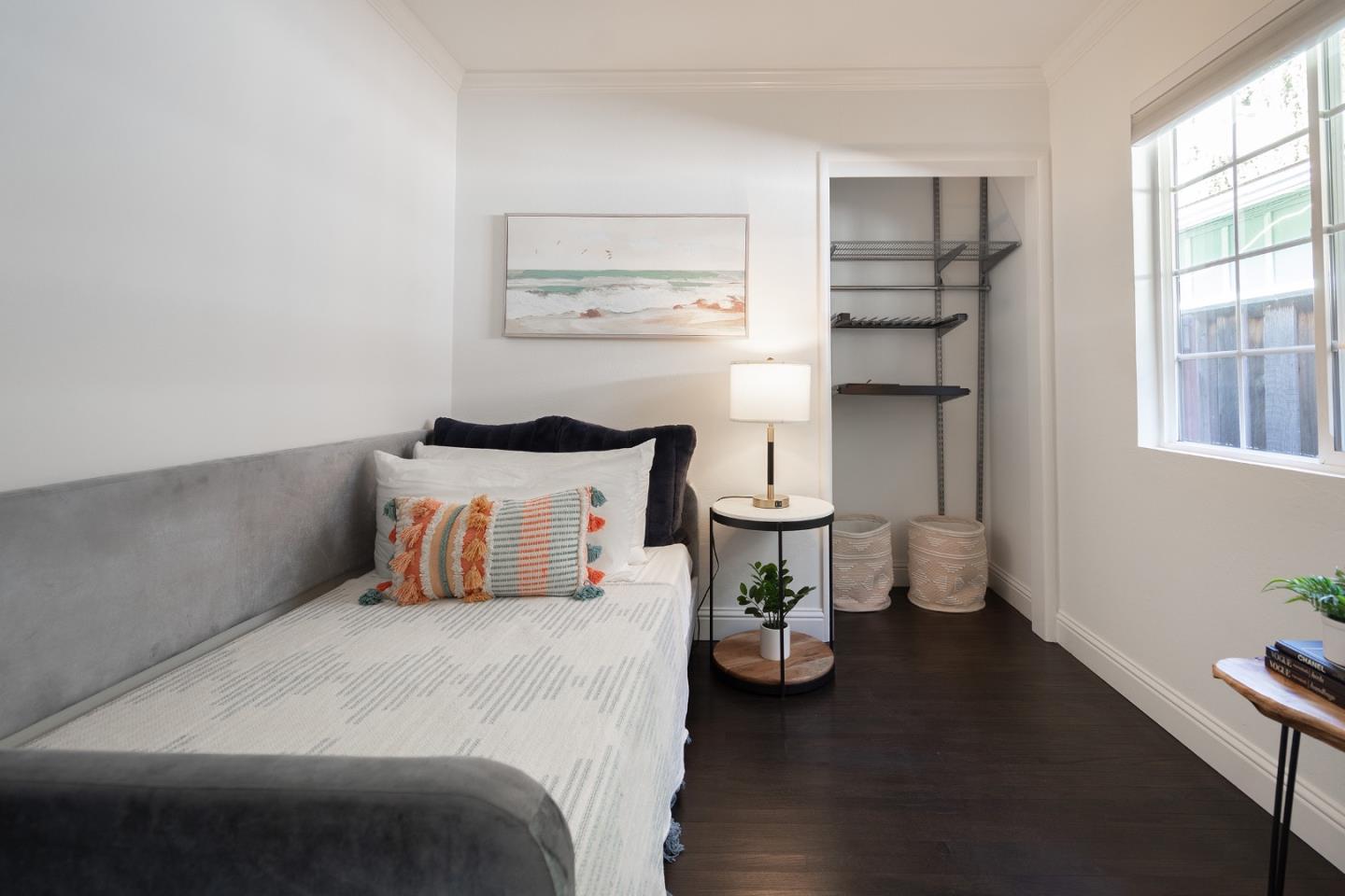 Detail Gallery Image 11 of 39 For 424 5th Ave, Redwood City,  CA 94063 - 2 Beds | 1 Baths