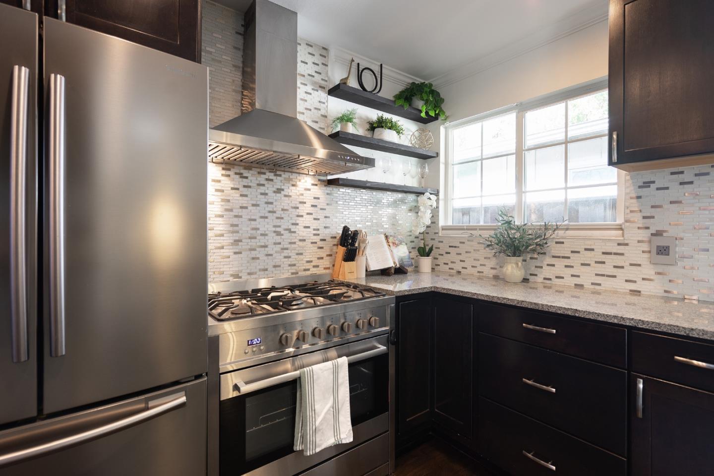 Detail Gallery Image 20 of 39 For 424 5th Ave, Redwood City,  CA 94063 - 2 Beds | 1 Baths