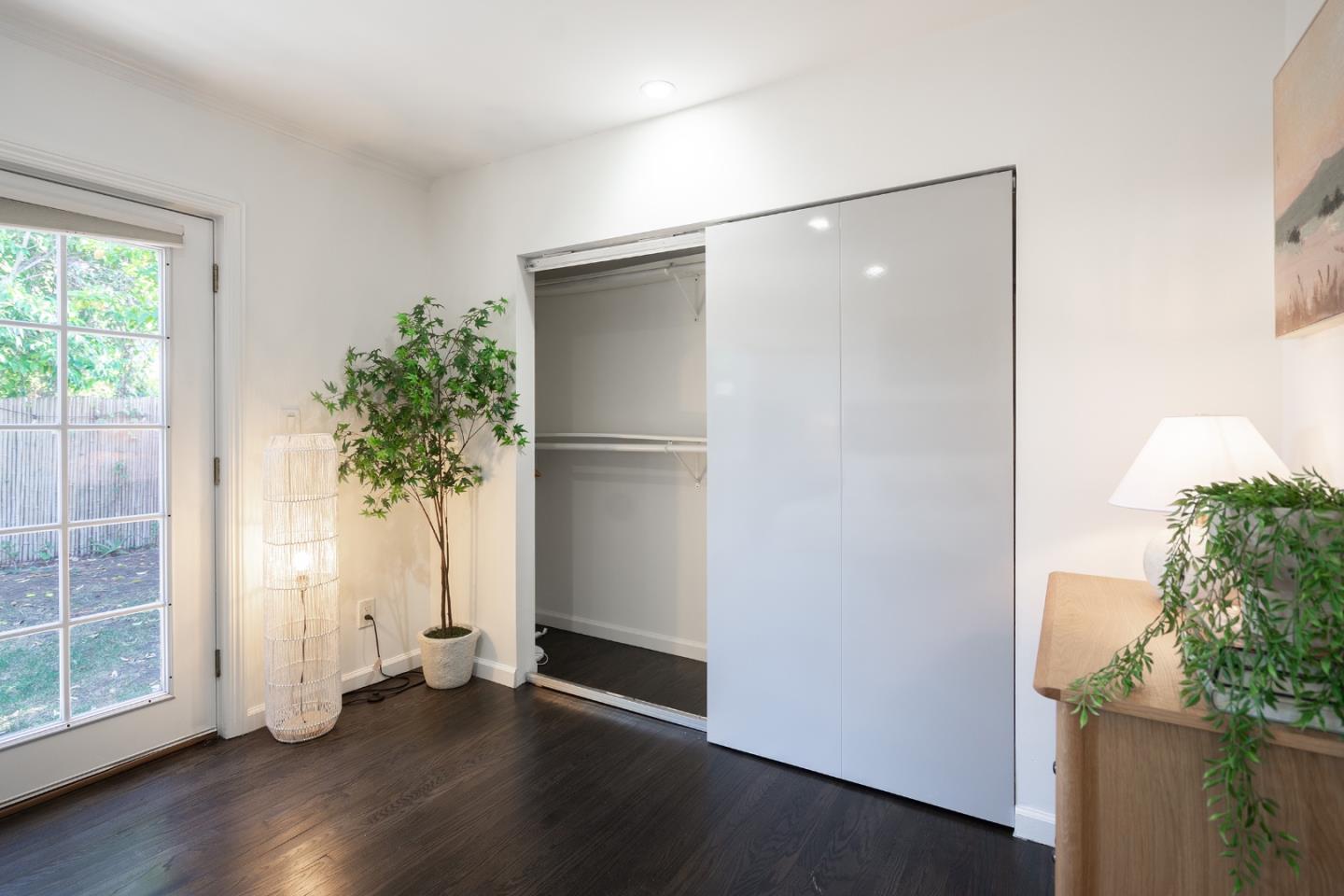 Detail Gallery Image 31 of 39 For 424 5th Ave, Redwood City,  CA 94063 - 2 Beds | 1 Baths