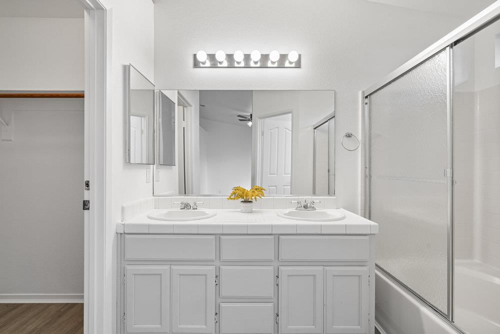 Detail Gallery Image 26 of 40 For 2199 Raleigh Cir, Hollister,  CA 95023 - 3 Beds | 2 Baths