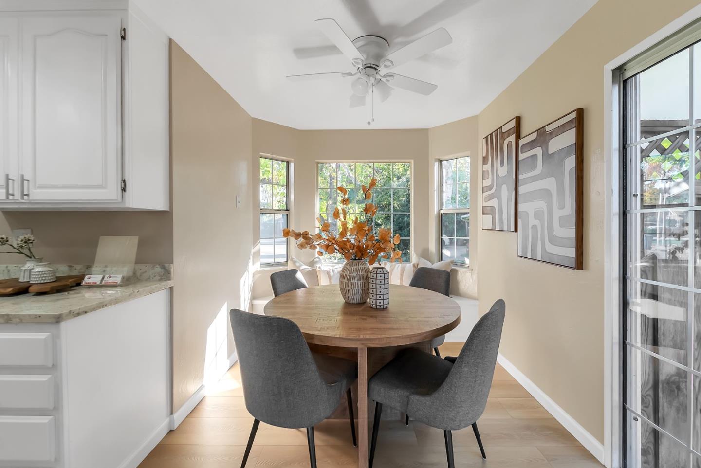 Detail Gallery Image 6 of 22 For 2681 Webster Ct, Santa Clara,  CA 95051 - 3 Beds | 2/1 Baths