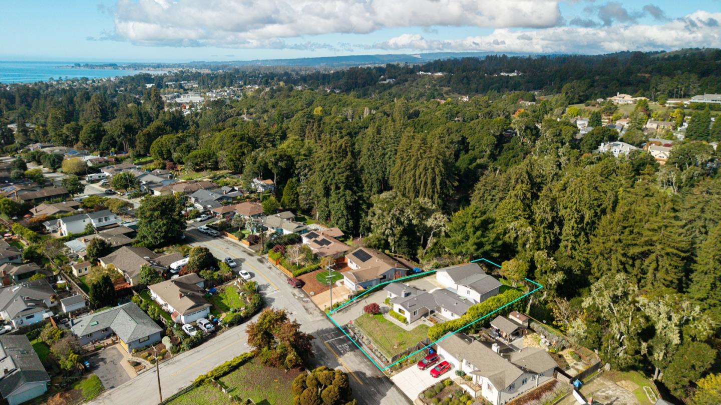 Detail Gallery Image 20 of 26 For 245 Siesta Dr, Aptos,  CA 95003 - 3 Beds | 2 Baths