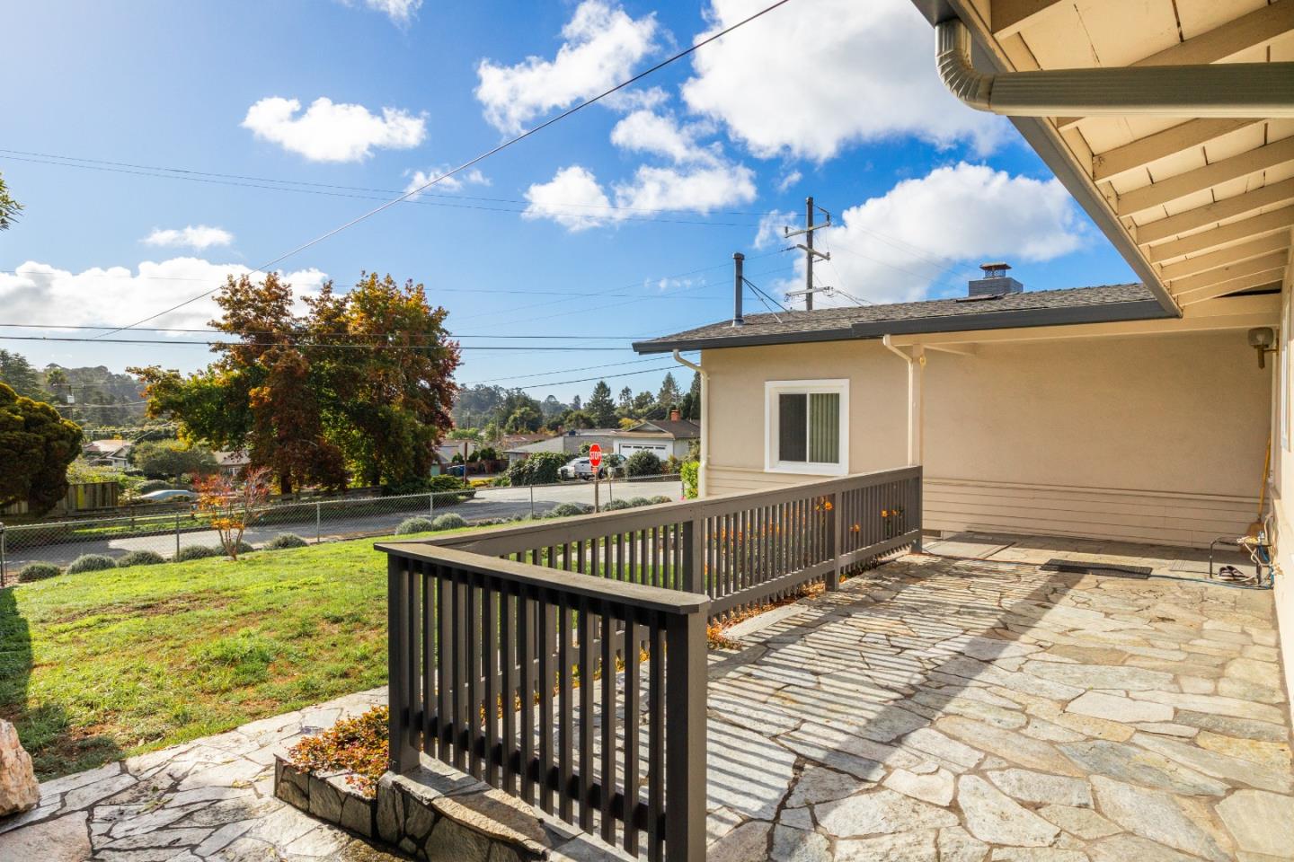 Detail Gallery Image 9 of 26 For 245 Siesta Dr, Aptos,  CA 95003 - 3 Beds | 2 Baths