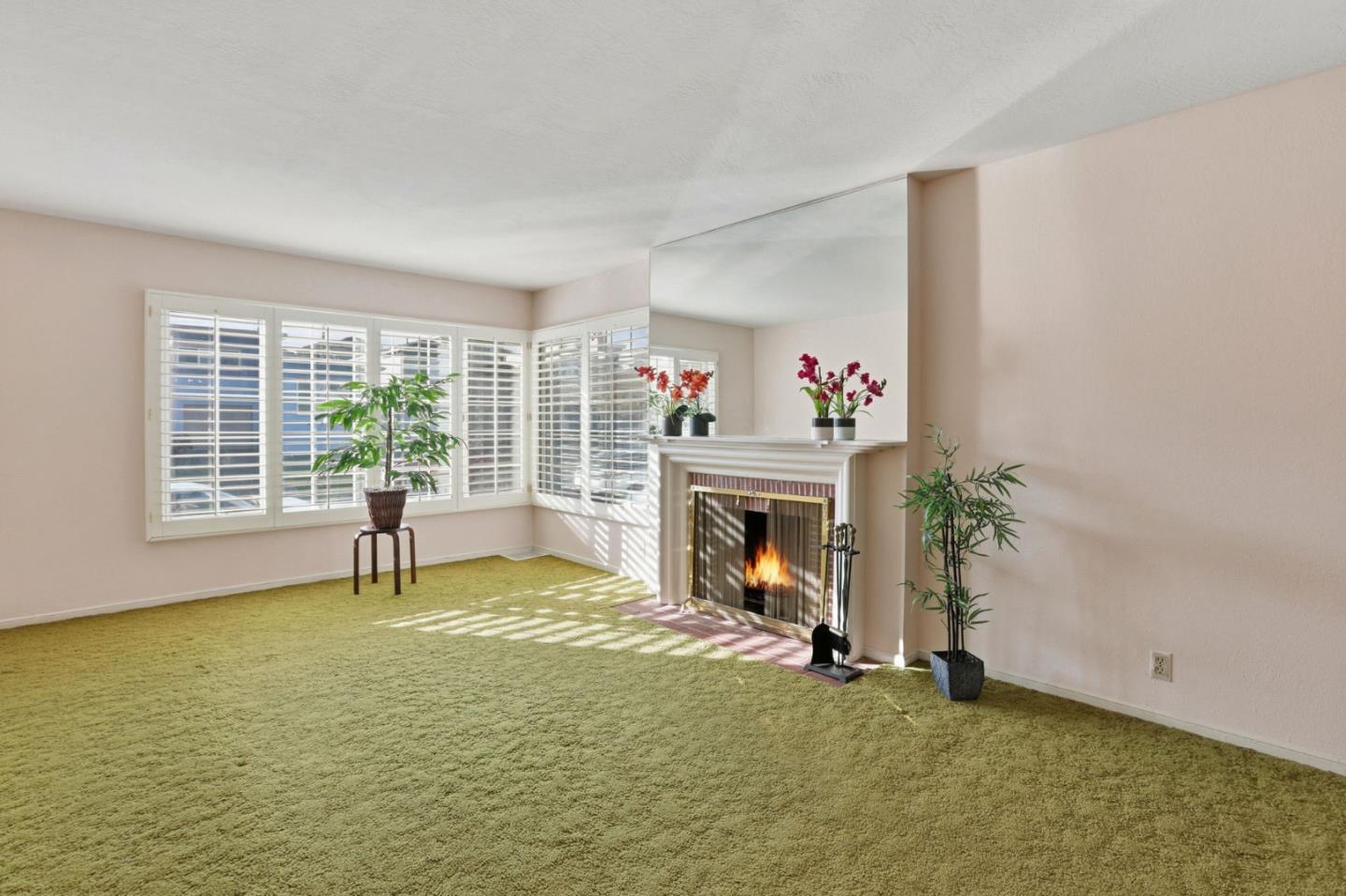 Detail Gallery Image 10 of 66 For 24 Westmont Dr, Daly City,  CA 94015 - 5 Beds | 2/1 Baths