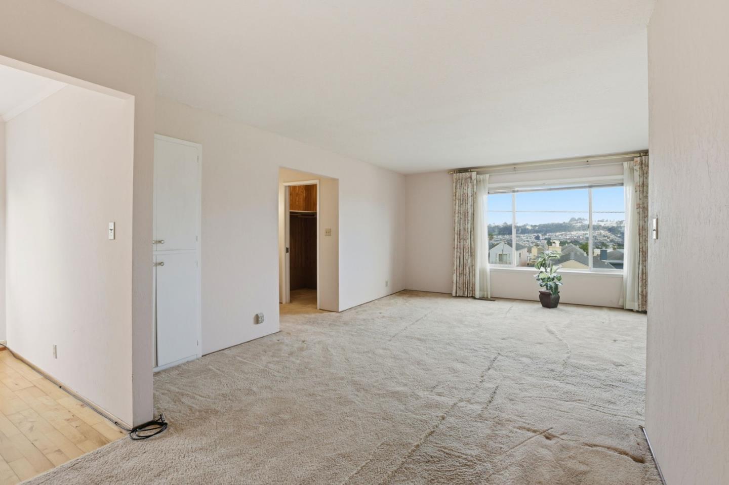 Detail Gallery Image 30 of 66 For 24 Westmont Dr, Daly City,  CA 94015 - 5 Beds | 2/1 Baths