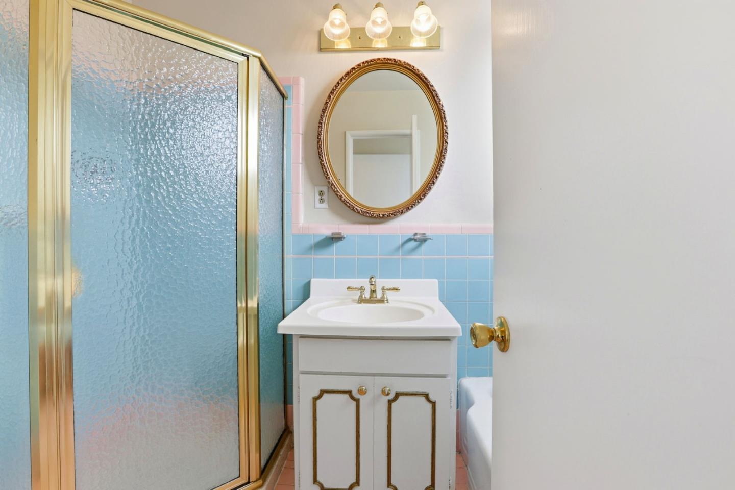 Detail Gallery Image 49 of 66 For 24 Westmont Dr, Daly City,  CA 94015 - 5 Beds | 2/1 Baths