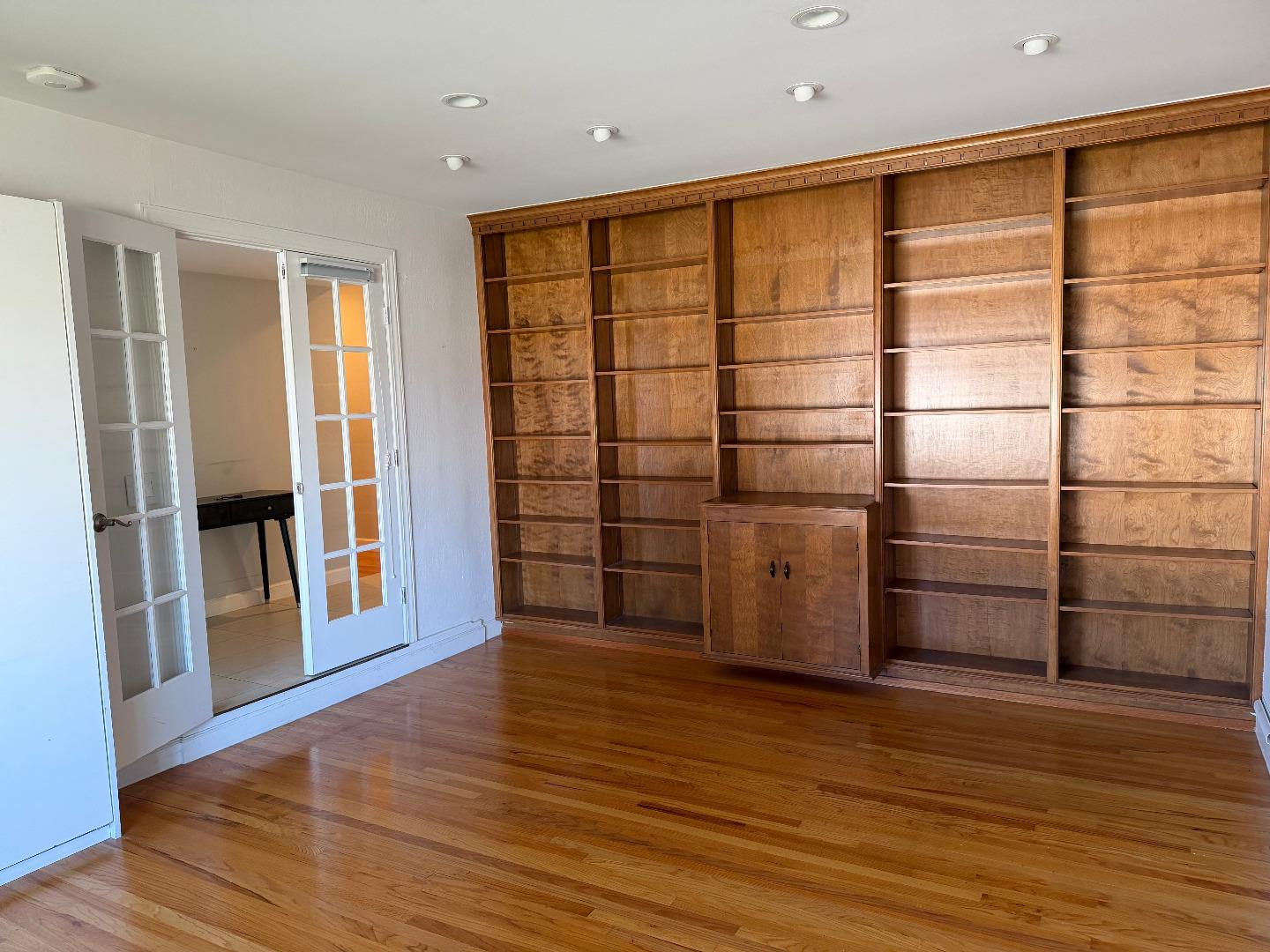 Detail Gallery Image 4 of 34 For 3415 Isherwood Pl, Fremont,  CA 94536 - 3 Beds | 2 Baths