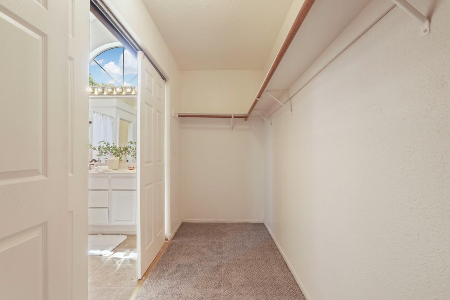 Detail Gallery Image 23 of 37 For 2610 Meadow Brook Ln, Tracy,  CA 95376 - 3 Beds | 2/1 Baths