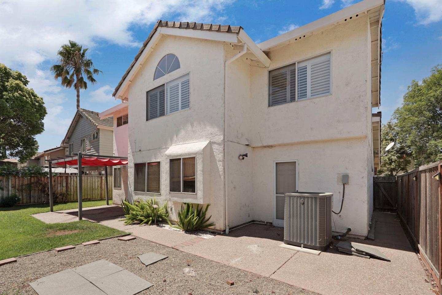 Detail Gallery Image 33 of 37 For 2610 Meadow Brook Ln, Tracy,  CA 95376 - 3 Beds | 2/1 Baths