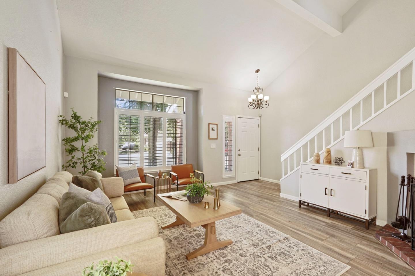 Detail Gallery Image 4 of 37 For 2610 Meadow Brook Ln, Tracy,  CA 95376 - 3 Beds | 2/1 Baths