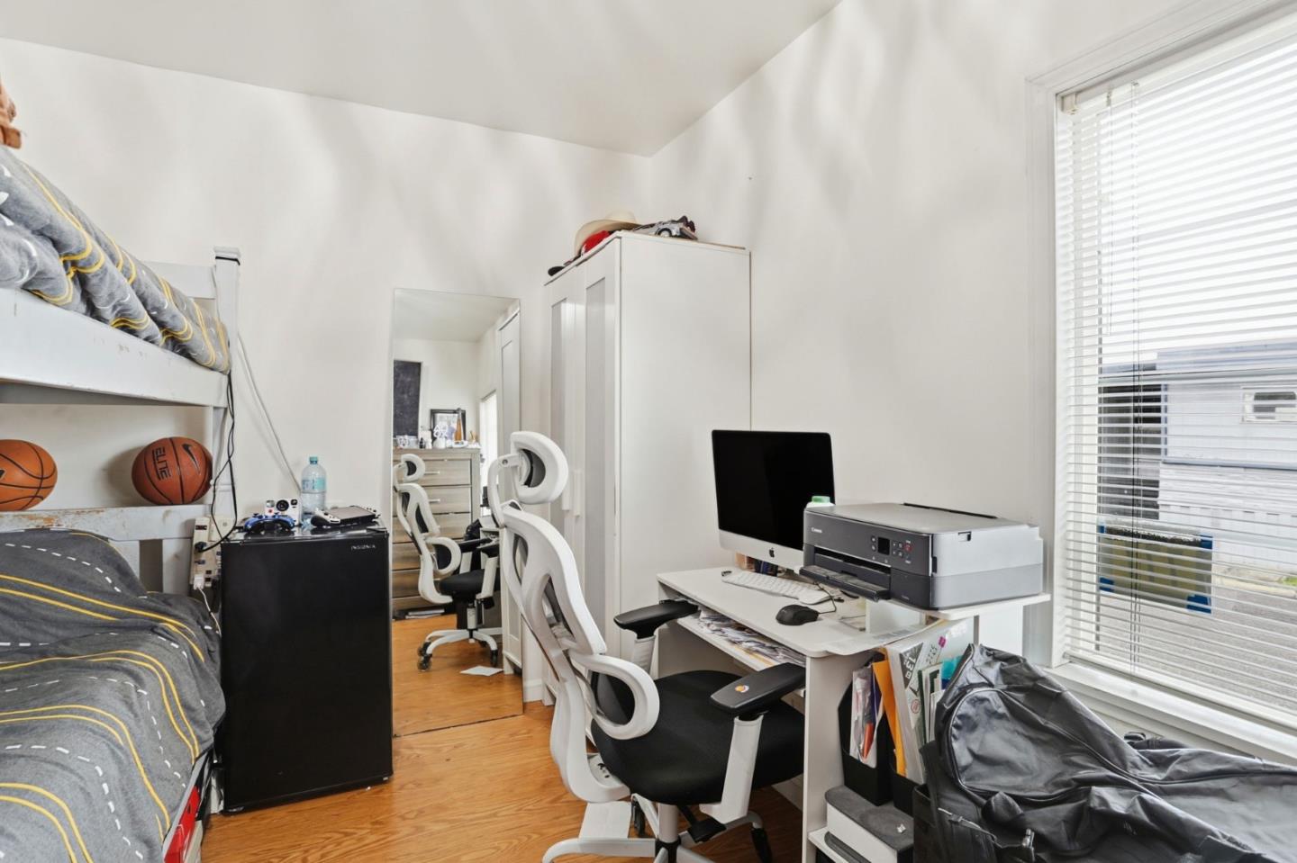 Detail Gallery Image 13 of 34 For 777 Spindrift Pl #777,  San Jose,  CA 95134 - 4 Beds | 2 Baths