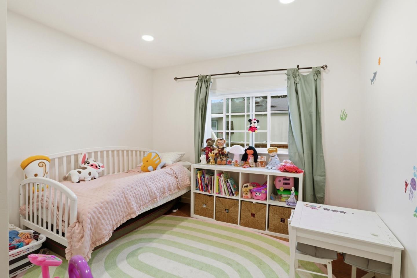 Detail Gallery Image 17 of 34 For 777 Spindrift Pl #777,  San Jose,  CA 95134 - 4 Beds | 2 Baths