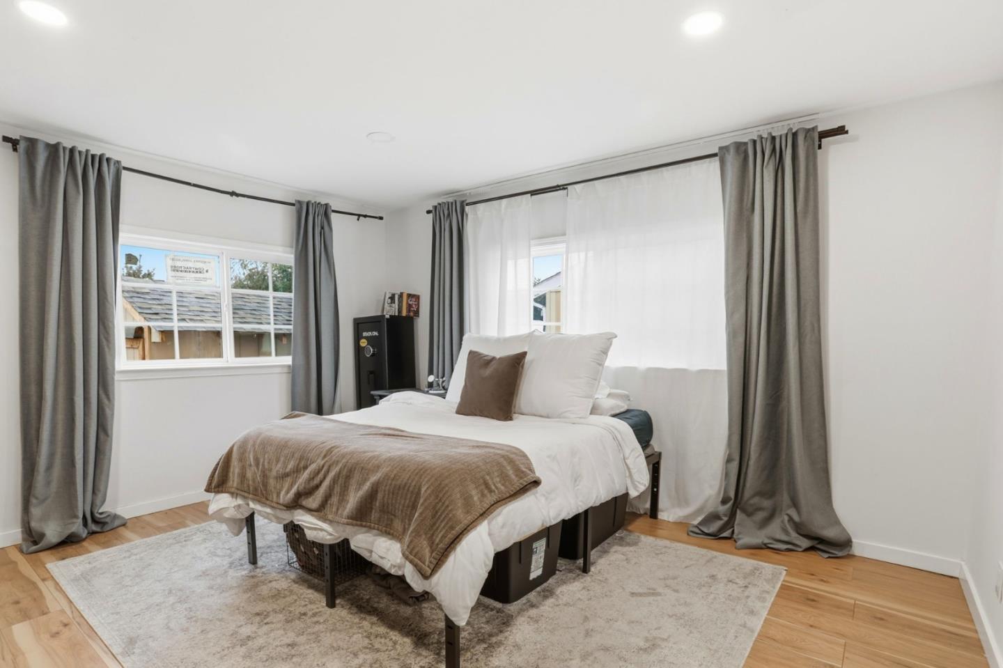 Detail Gallery Image 19 of 34 For 777 Spindrift Pl #777,  San Jose,  CA 95134 - 4 Beds | 2 Baths