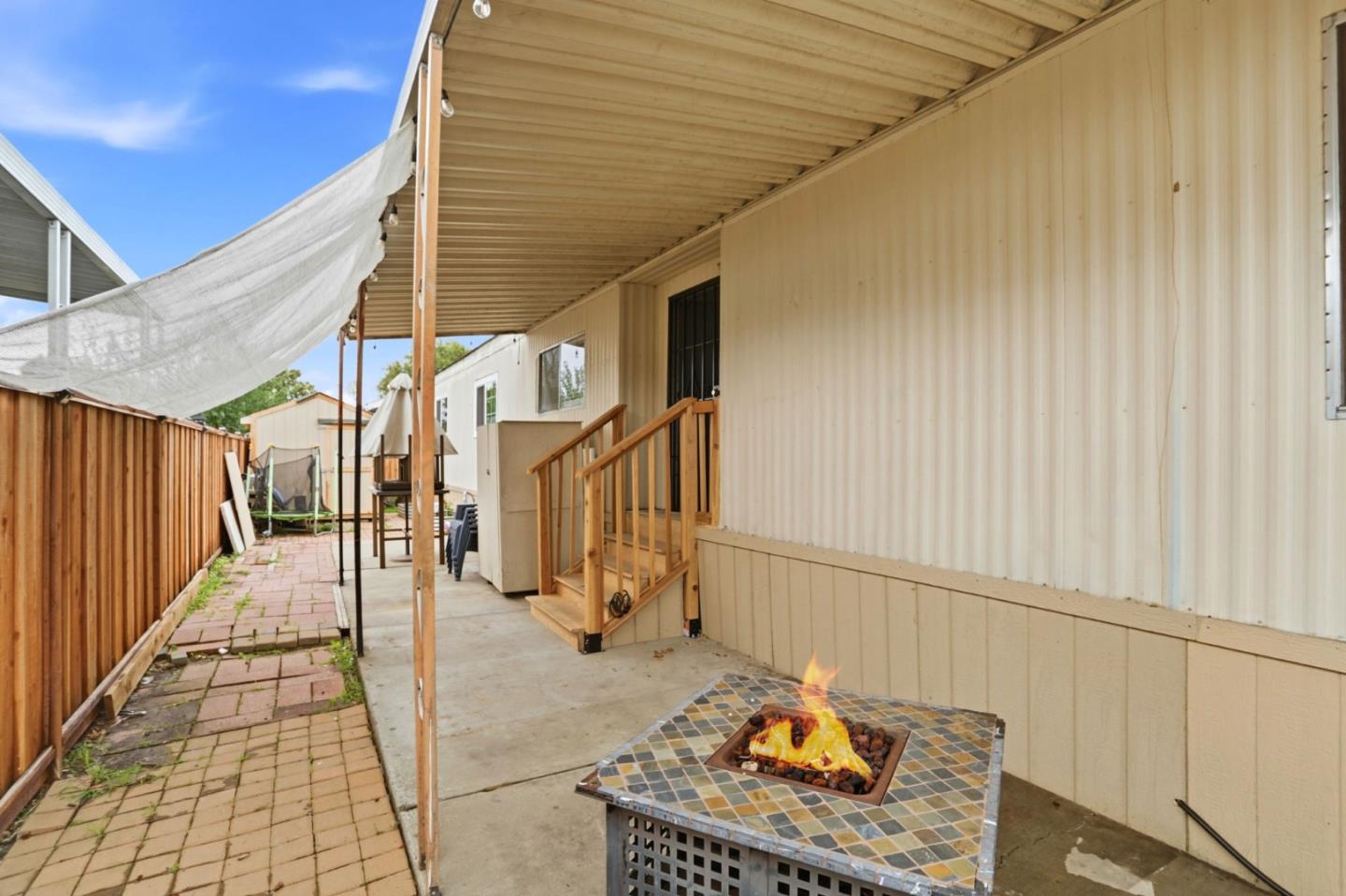 Detail Gallery Image 27 of 34 For 777 Spindrift Pl #777,  San Jose,  CA 95134 - 4 Beds | 2 Baths