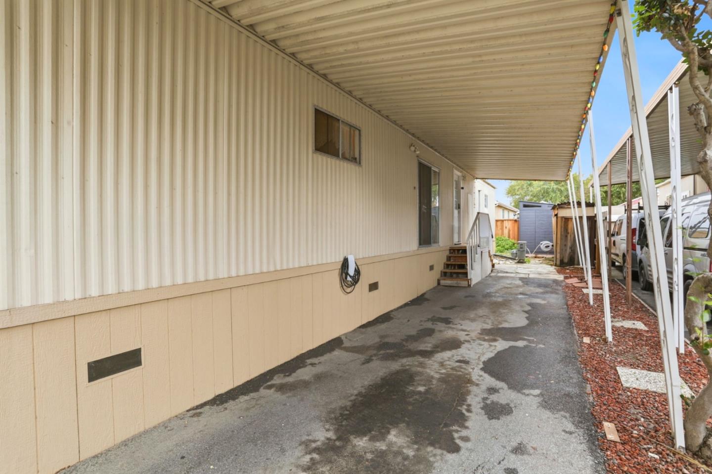 Detail Gallery Image 29 of 34 For 777 Spindrift Pl #777,  San Jose,  CA 95134 - 4 Beds | 2 Baths