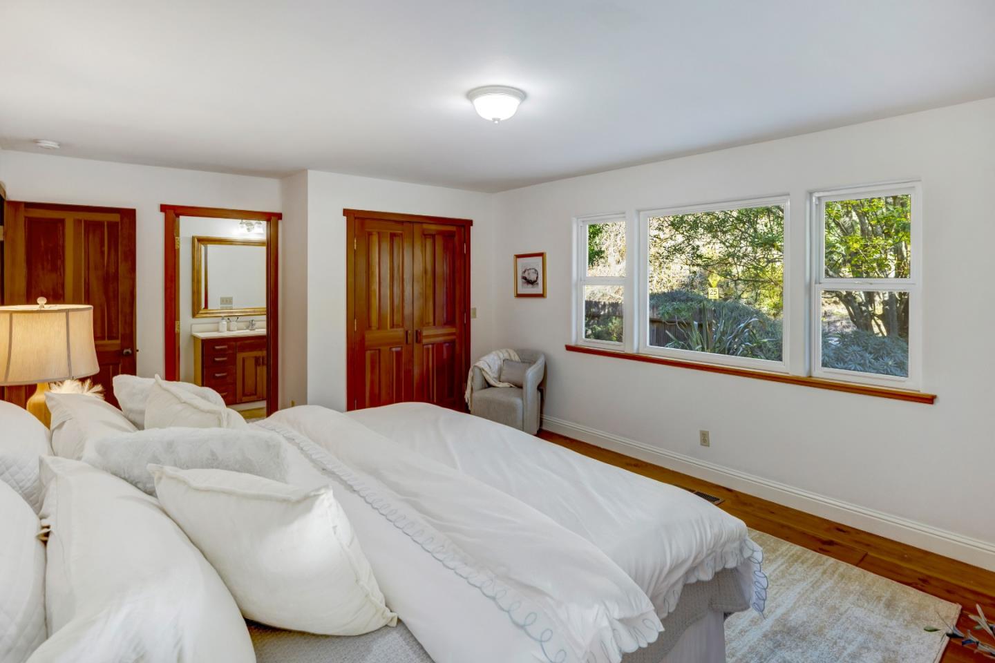 Detail Gallery Image 10 of 17 For 1166 Josselyn Canyon Rd, Monterey,  CA 93940 - 3 Beds | 2/1 Baths