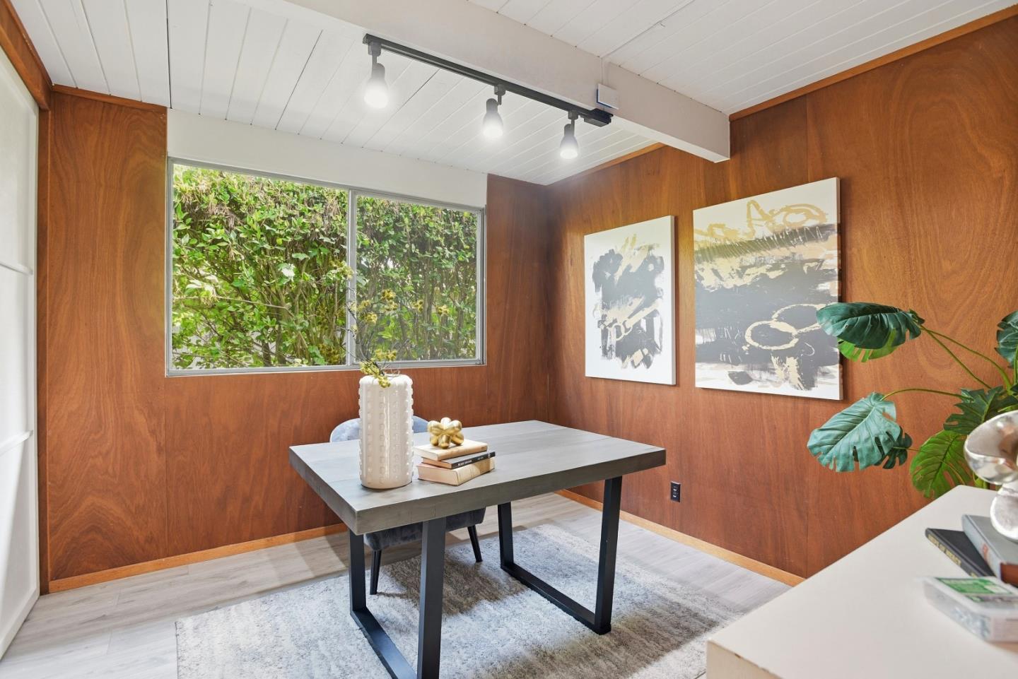 Detail Gallery Image 25 of 52 For 1582 Brandywine Rd, San Mateo,  CA 94402 - 4 Beds | 2 Baths