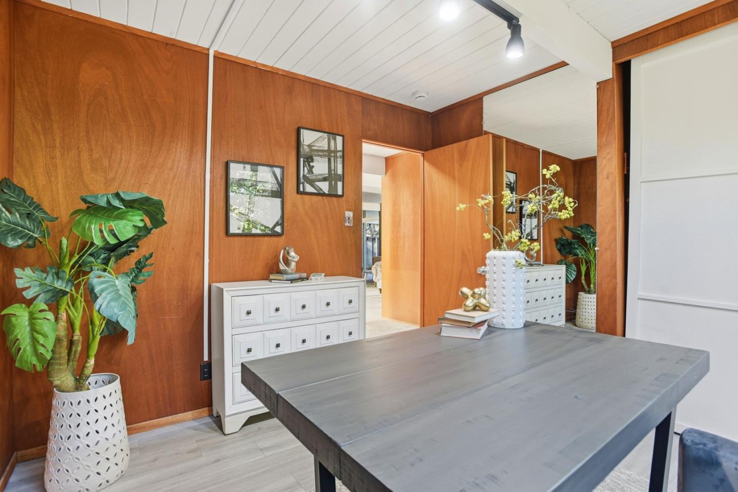 Detail Gallery Image 27 of 52 For 1582 Brandywine Rd, San Mateo,  CA 94402 - 4 Beds | 2 Baths