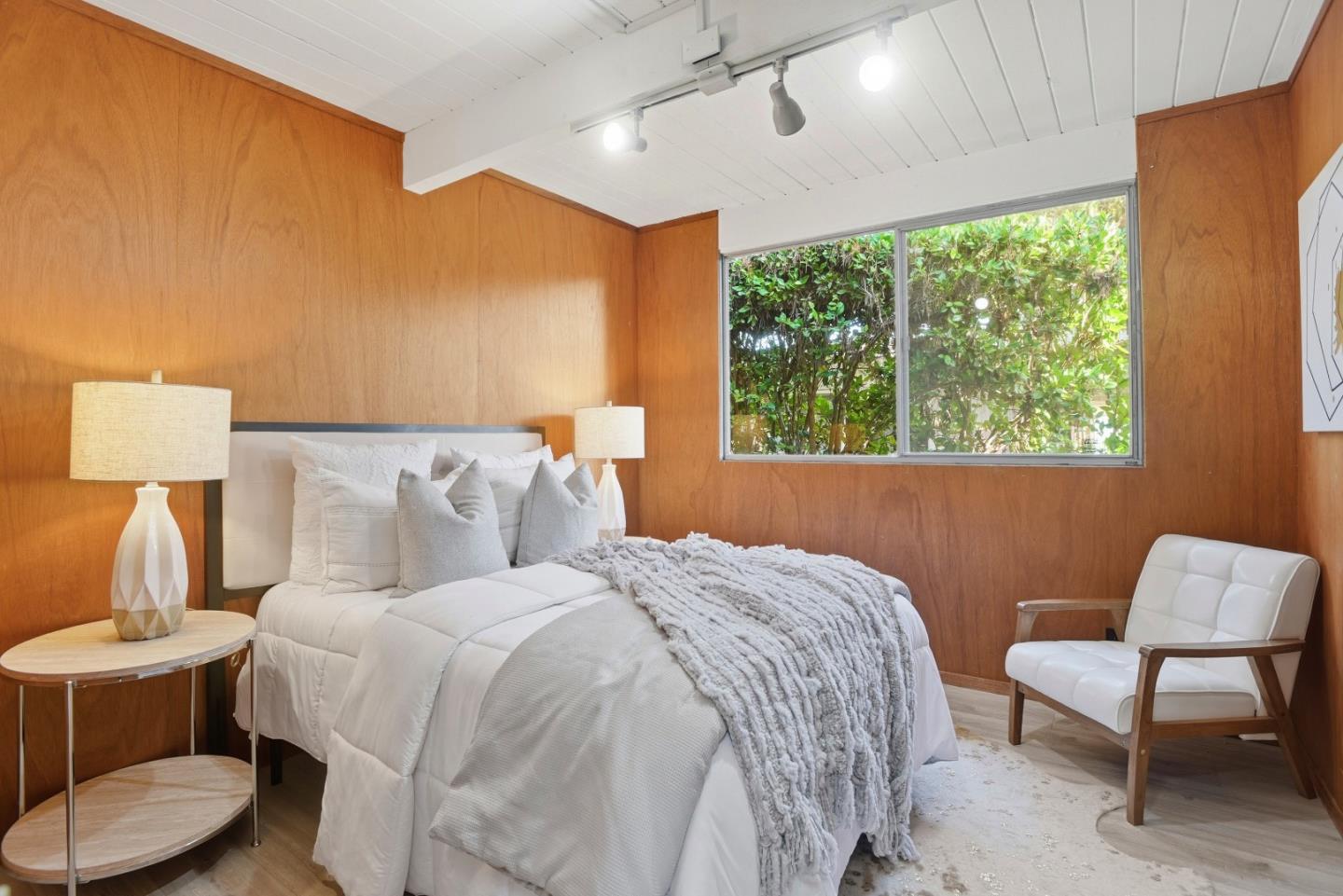 Detail Gallery Image 33 of 52 For 1582 Brandywine Rd, San Mateo,  CA 94402 - 4 Beds | 2 Baths