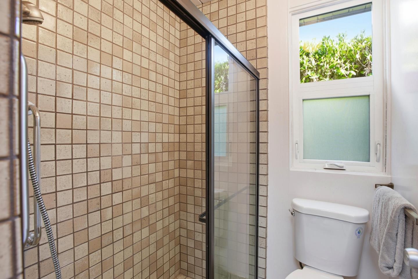 Detail Gallery Image 41 of 52 For 1582 Brandywine Rd, San Mateo,  CA 94402 - 4 Beds | 2 Baths