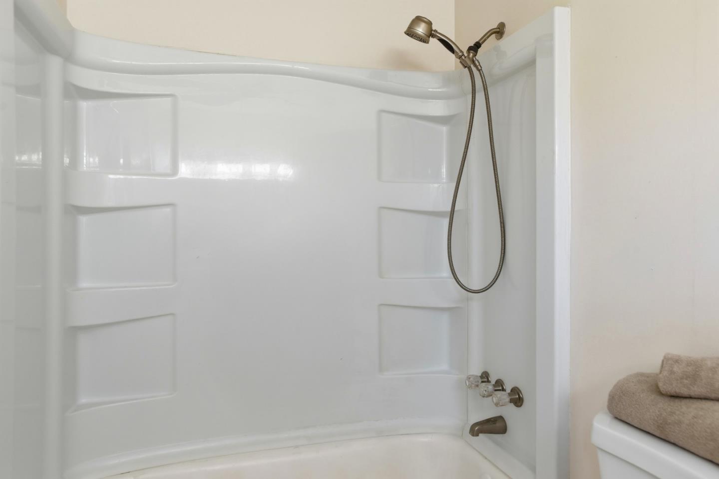 Detail Gallery Image 44 of 52 For 1582 Brandywine Rd, San Mateo,  CA 94402 - 4 Beds | 2 Baths