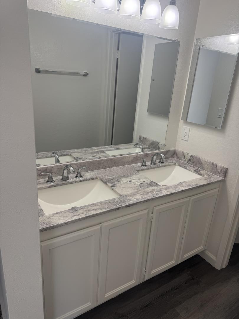 Detail Gallery Image 11 of 14 For 39997 Cedar Blvd #149,  Newark,  CA 94560 - 3 Beds | 2 Baths