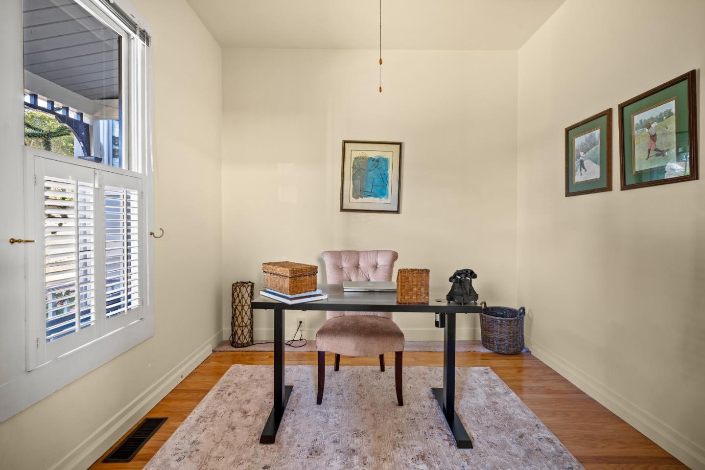 Detail Gallery Image 19 of 32 For 218 14th St, Pacific Grove,  CA 93950 - 3 Beds | 1/1 Baths