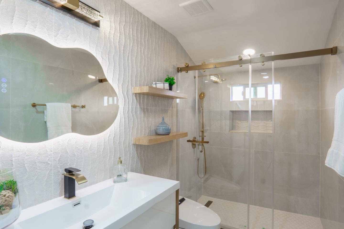 Detail Gallery Image 26 of 28 For 3343 Quesada Dr, San Jose,  CA 95148 - 4 Beds | 2/1 Baths