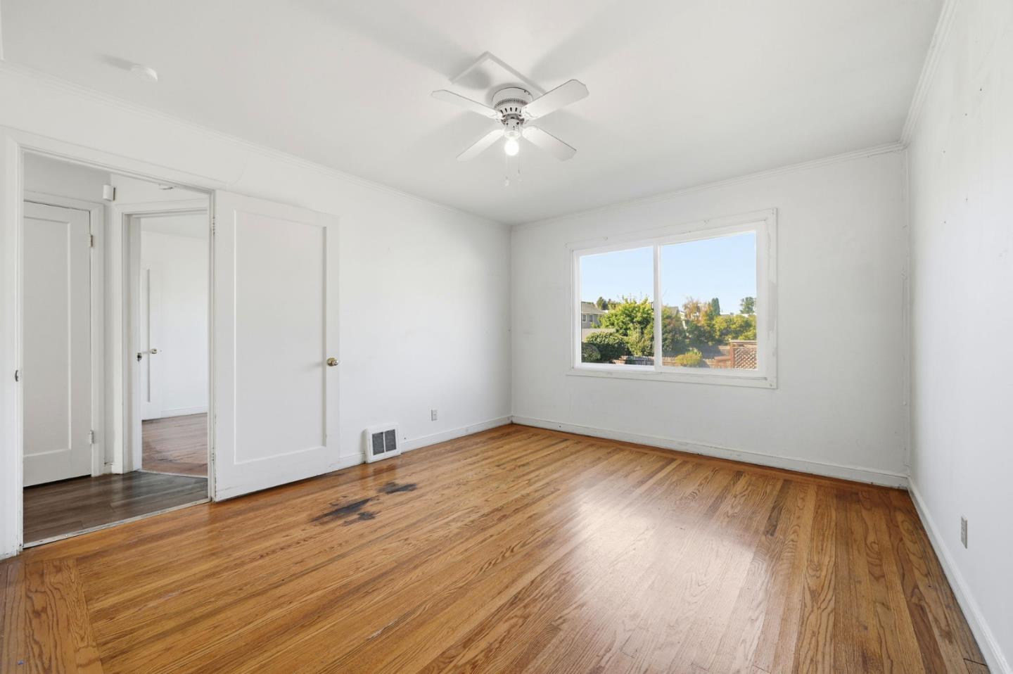 Detail Gallery Image 15 of 26 For 836 Jenevein Ave, San Bruno,  CA 94066 - 3 Beds | 2 Baths