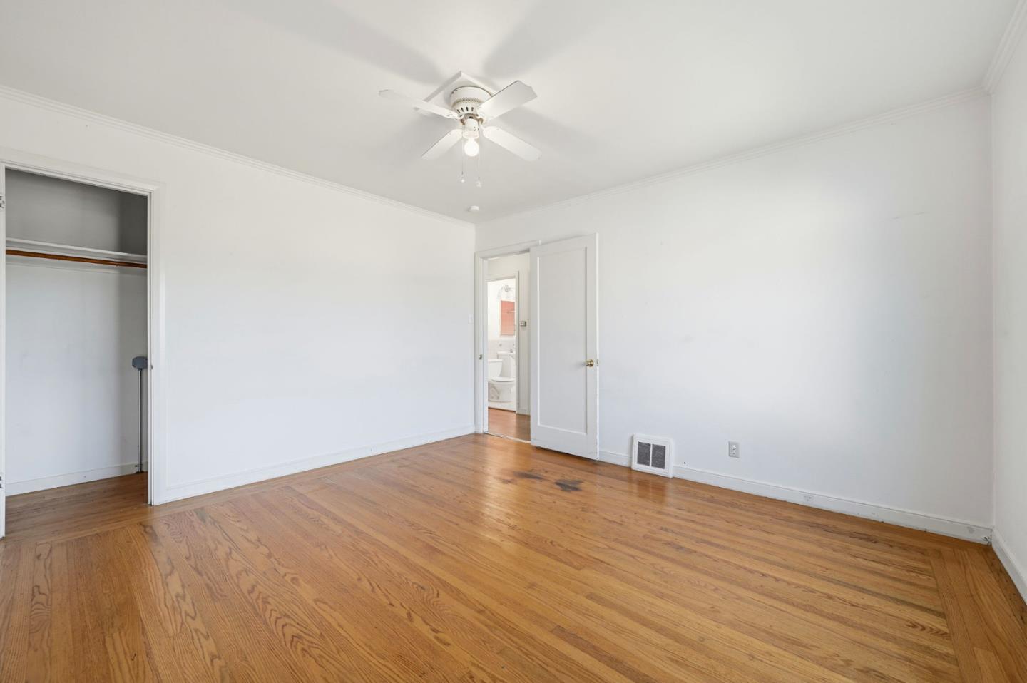 Detail Gallery Image 16 of 26 For 836 Jenevein Ave, San Bruno,  CA 94066 - 3 Beds | 2 Baths