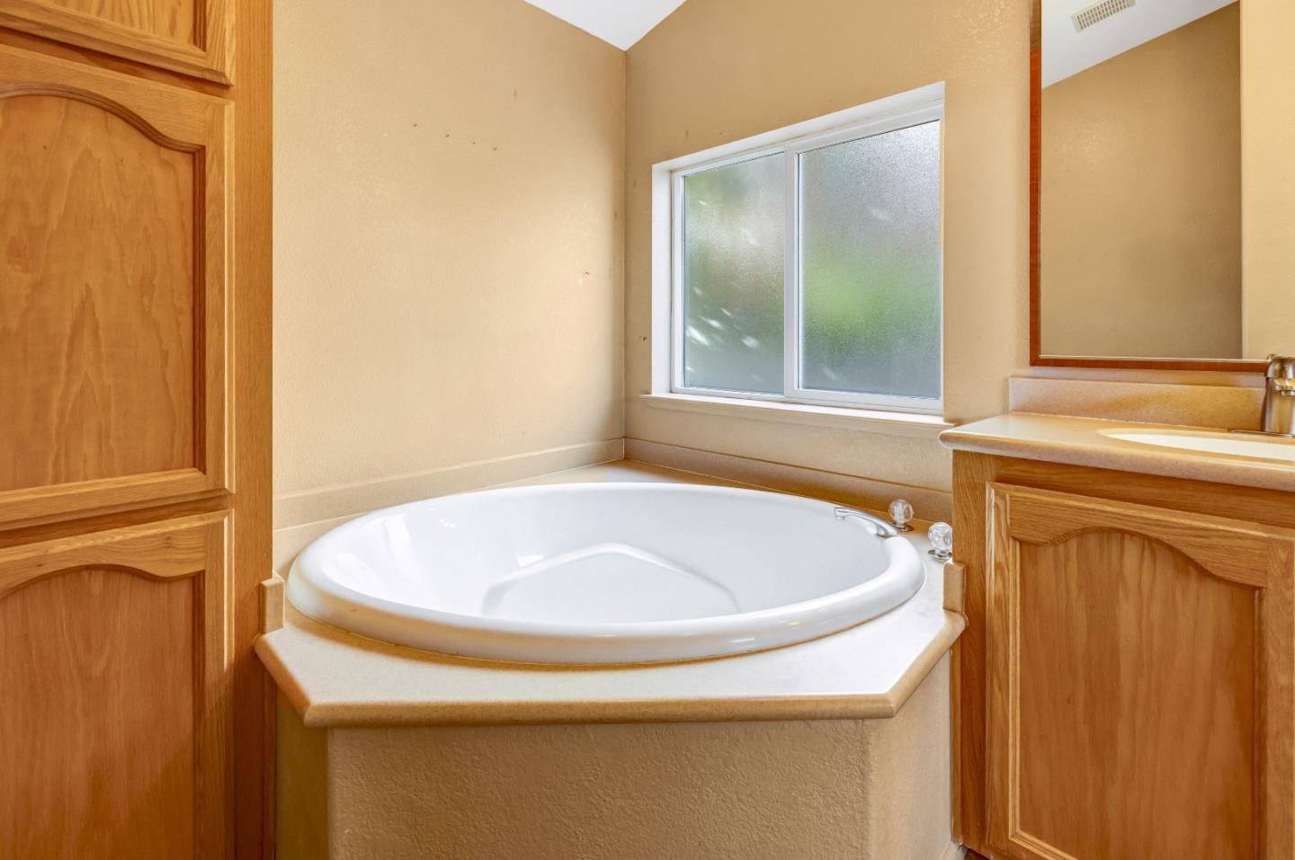 Detail Gallery Image 22 of 34 For 700 Briggs Avenue #84,  Pacific Grove,  CA 93950 - 2 Beds | 2 Baths