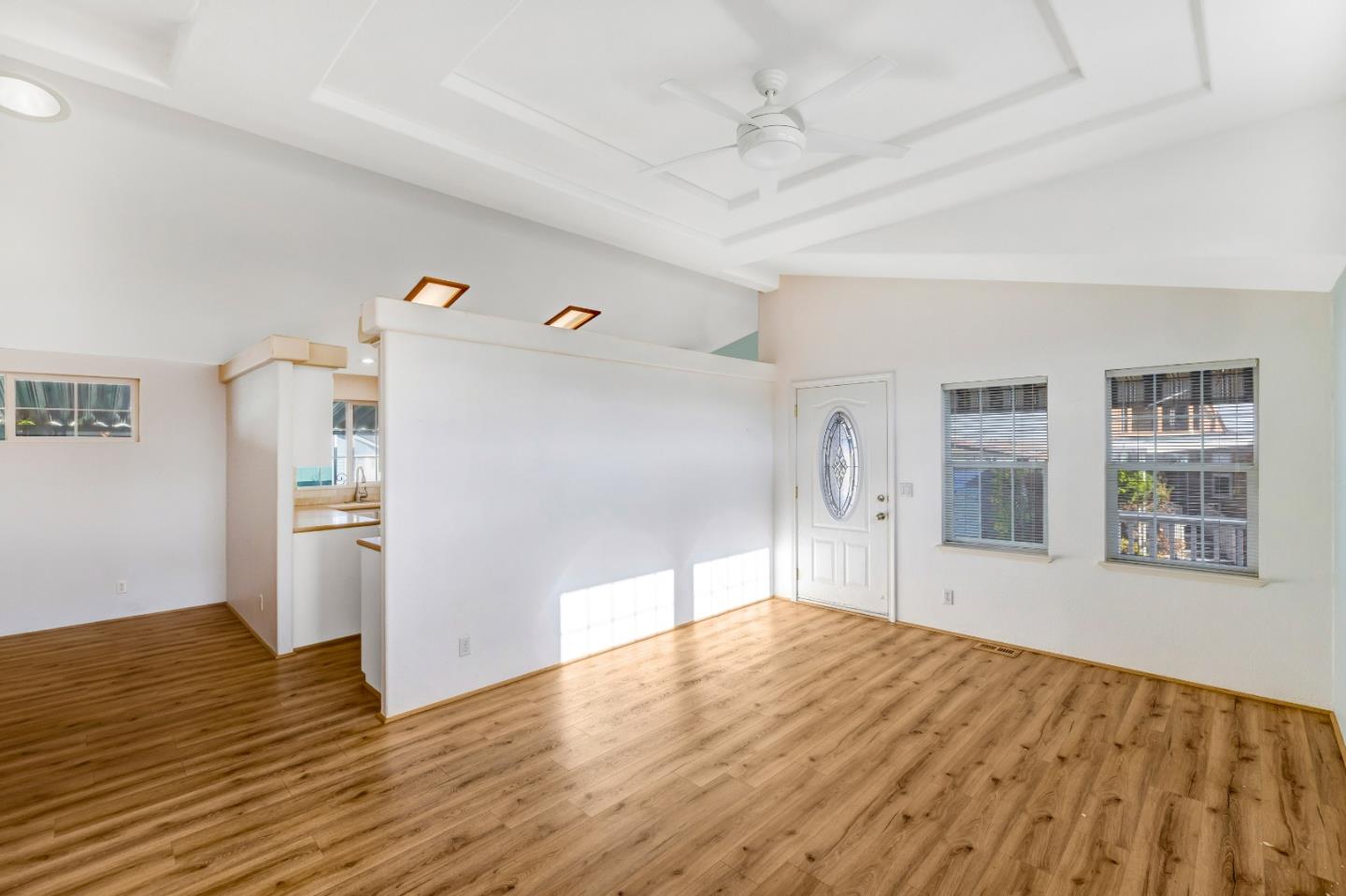 Detail Gallery Image 6 of 34 For 700 Briggs Avenue #84,  Pacific Grove,  CA 93950 - 2 Beds | 2 Baths