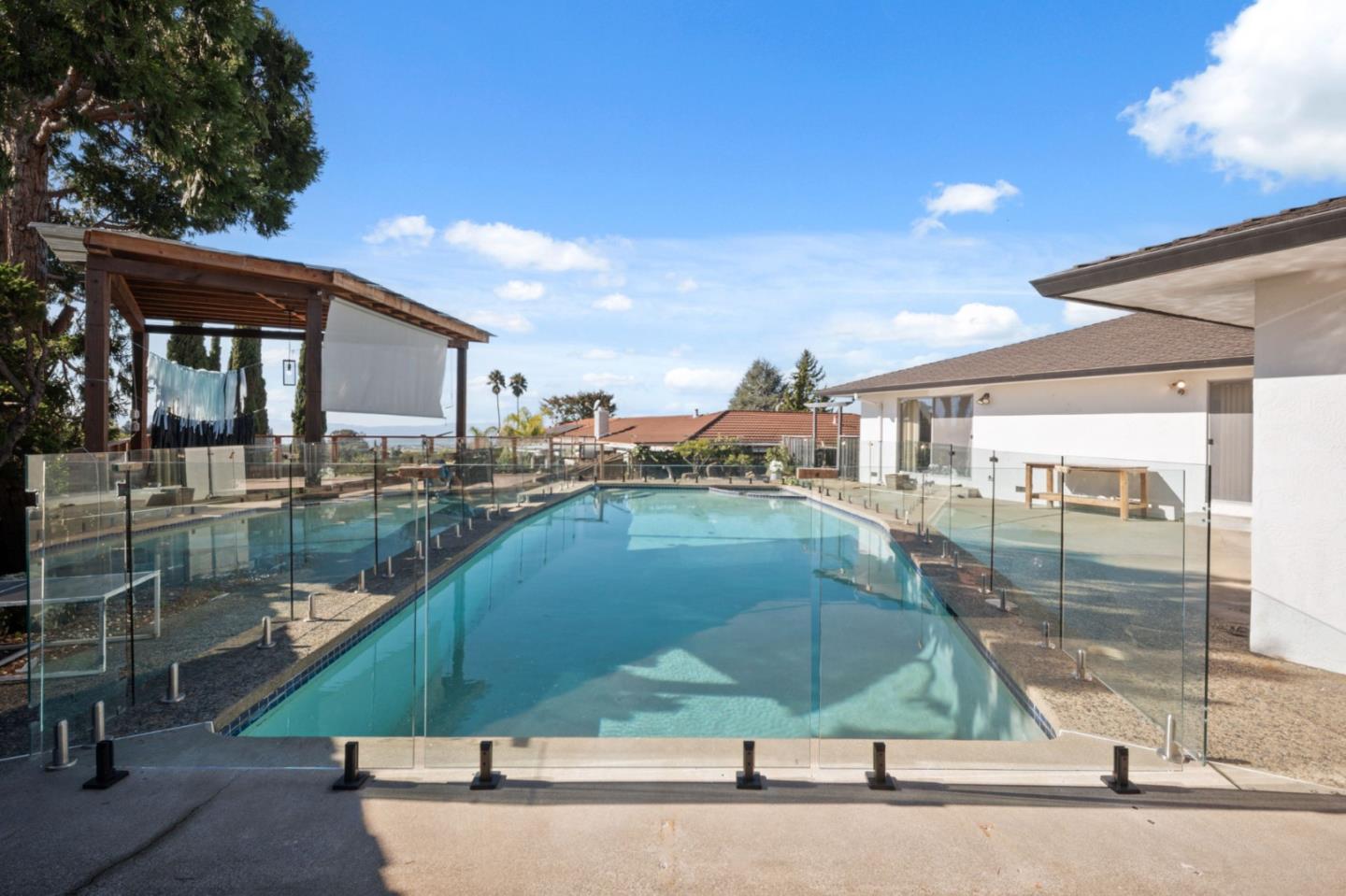 Detail Gallery Image 25 of 31 For 26918 Claiborne Ct, Hayward,  CA 94542 - 4 Beds | 3 Baths