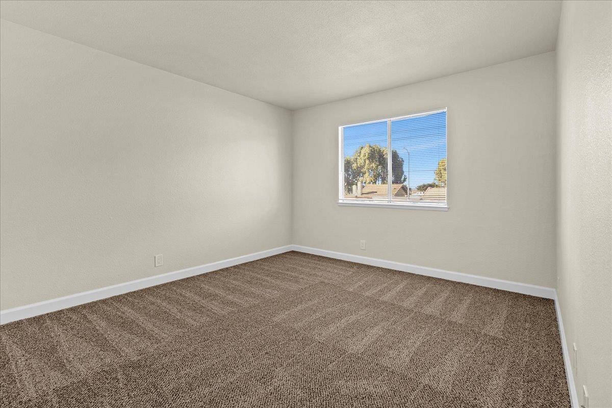 Detail Gallery Image 19 of 29 For 1634 Cherokee Dr, Salinas,  CA 93906 - 3 Beds | 2 Baths