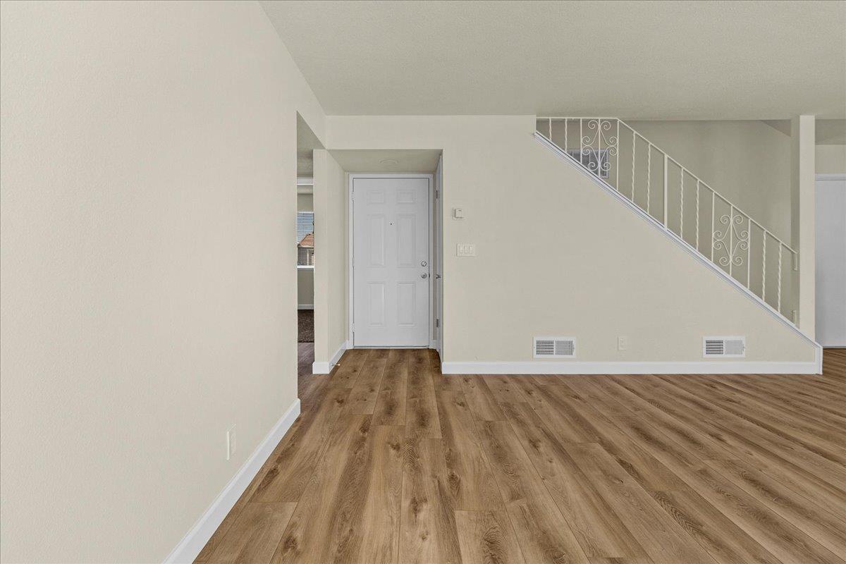 Detail Gallery Image 5 of 29 For 1634 Cherokee Dr, Salinas,  CA 93906 - 3 Beds | 2 Baths