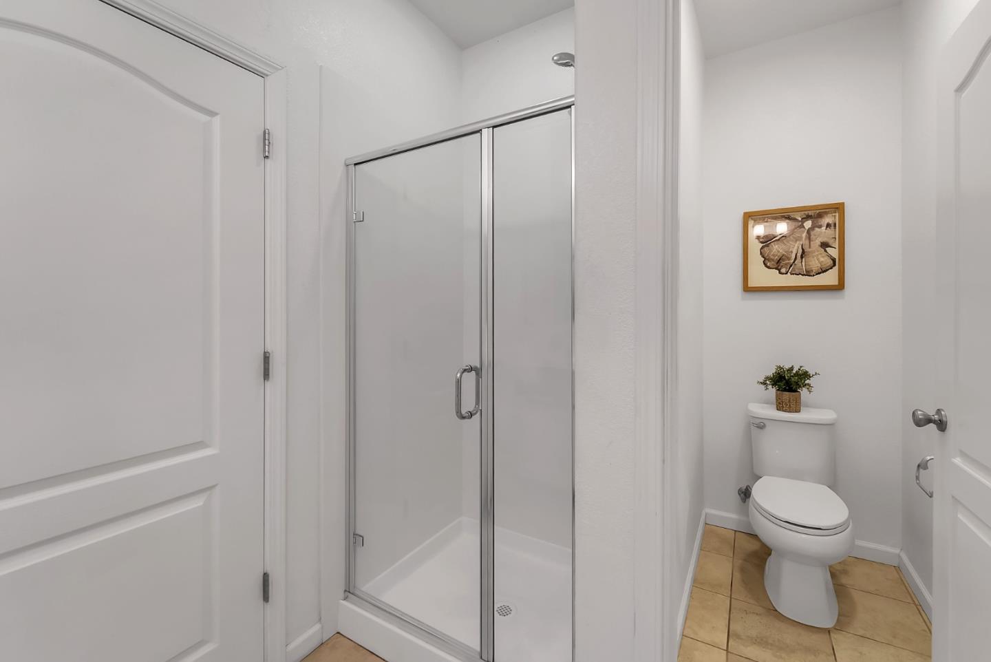 Detail Gallery Image 11 of 46 For 308 Flinder Pl, San Jose,  CA 95123 - 3 Beds | 3 Baths