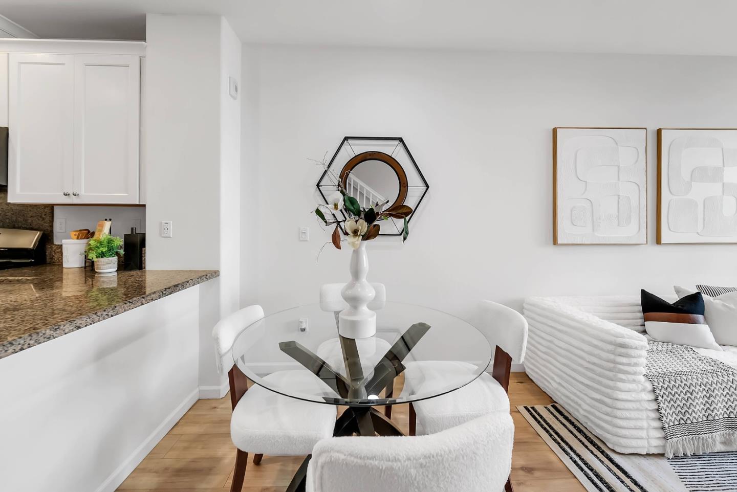 Detail Gallery Image 26 of 46 For 308 Flinder Pl, San Jose,  CA 95123 - 3 Beds | 3 Baths