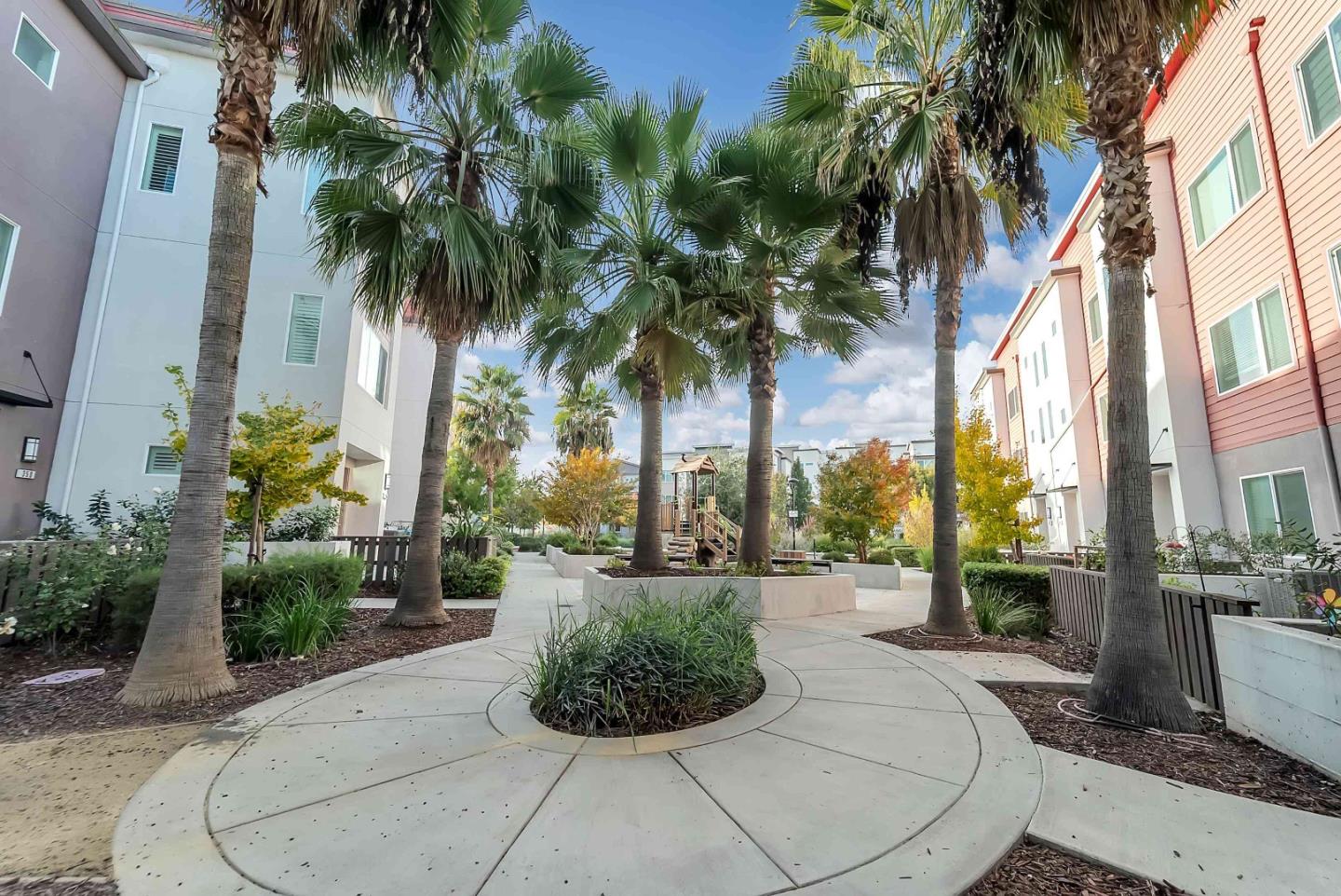 Detail Gallery Image 40 of 46 For 308 Flinder Pl, San Jose,  CA 95123 - 3 Beds | 3 Baths